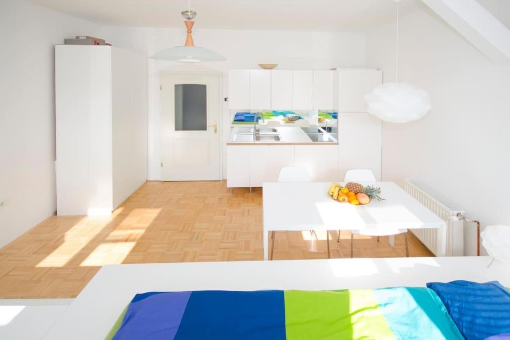 לובליאנה The Cute, Sunny Apartment In The Center +P מראה חיצוני תמונה